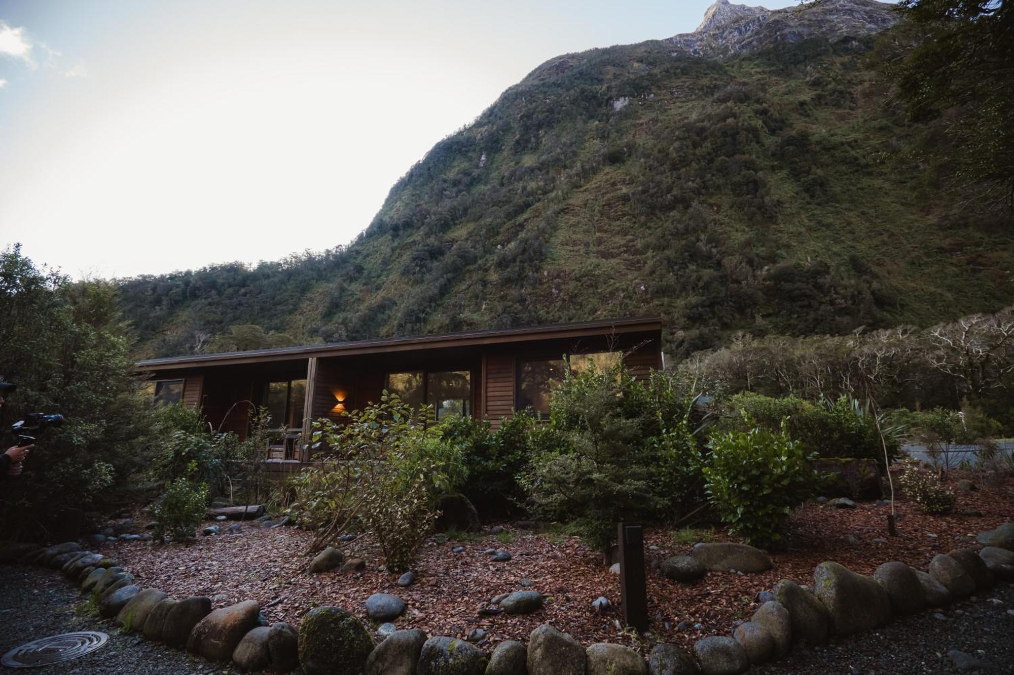Milford Sound Lodge Exterior foto